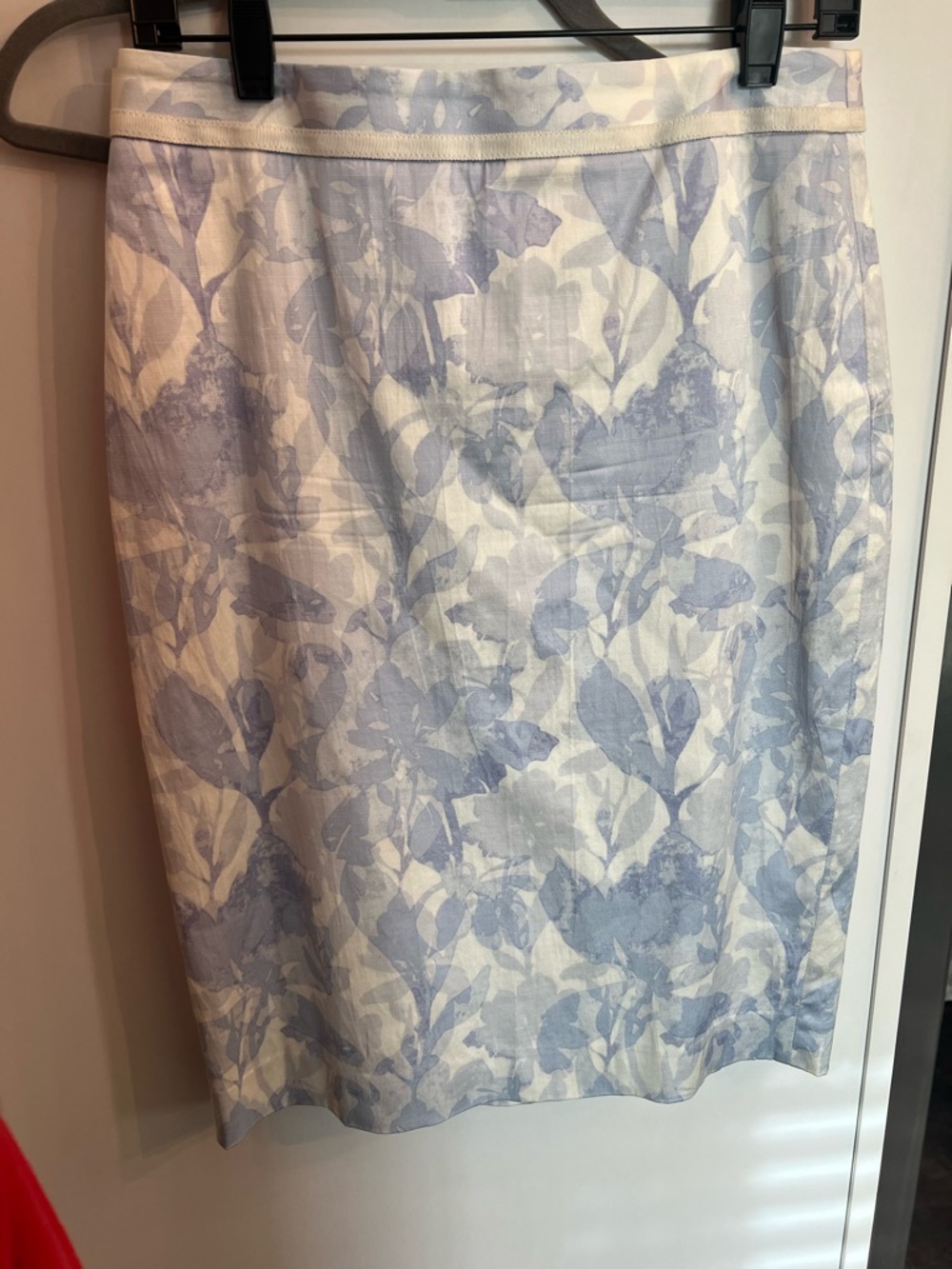 Banana Republic Blue & White Floral Pencil Skirt